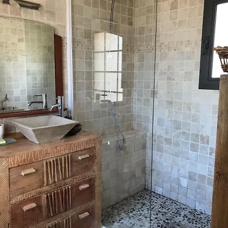 فيلة Casafiora *